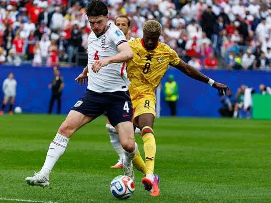 El 0-0 puso al rojo vivo el grupo L.