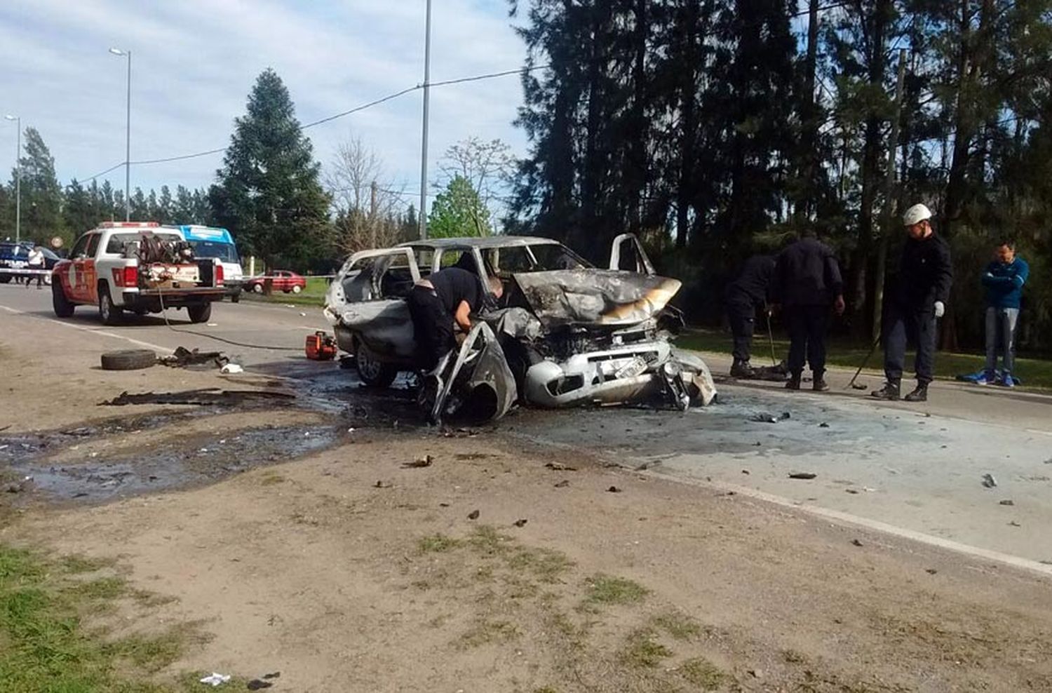 Tres ladrones escaparon tras un choque en la Jorge Newbery