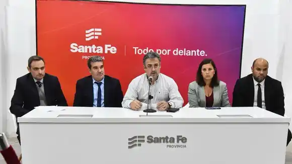 Intervienen la Policía de Rosario por un fraude millonario con vales de nafta