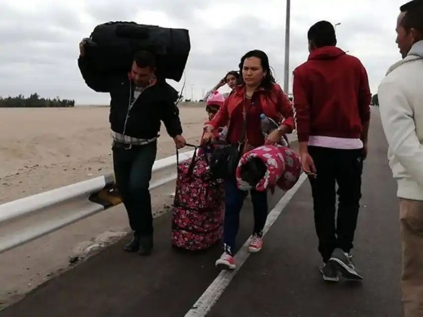 VENEZOLANOS REGRESAN A CHILE: frustrados por políticas migratoria de TRUMP