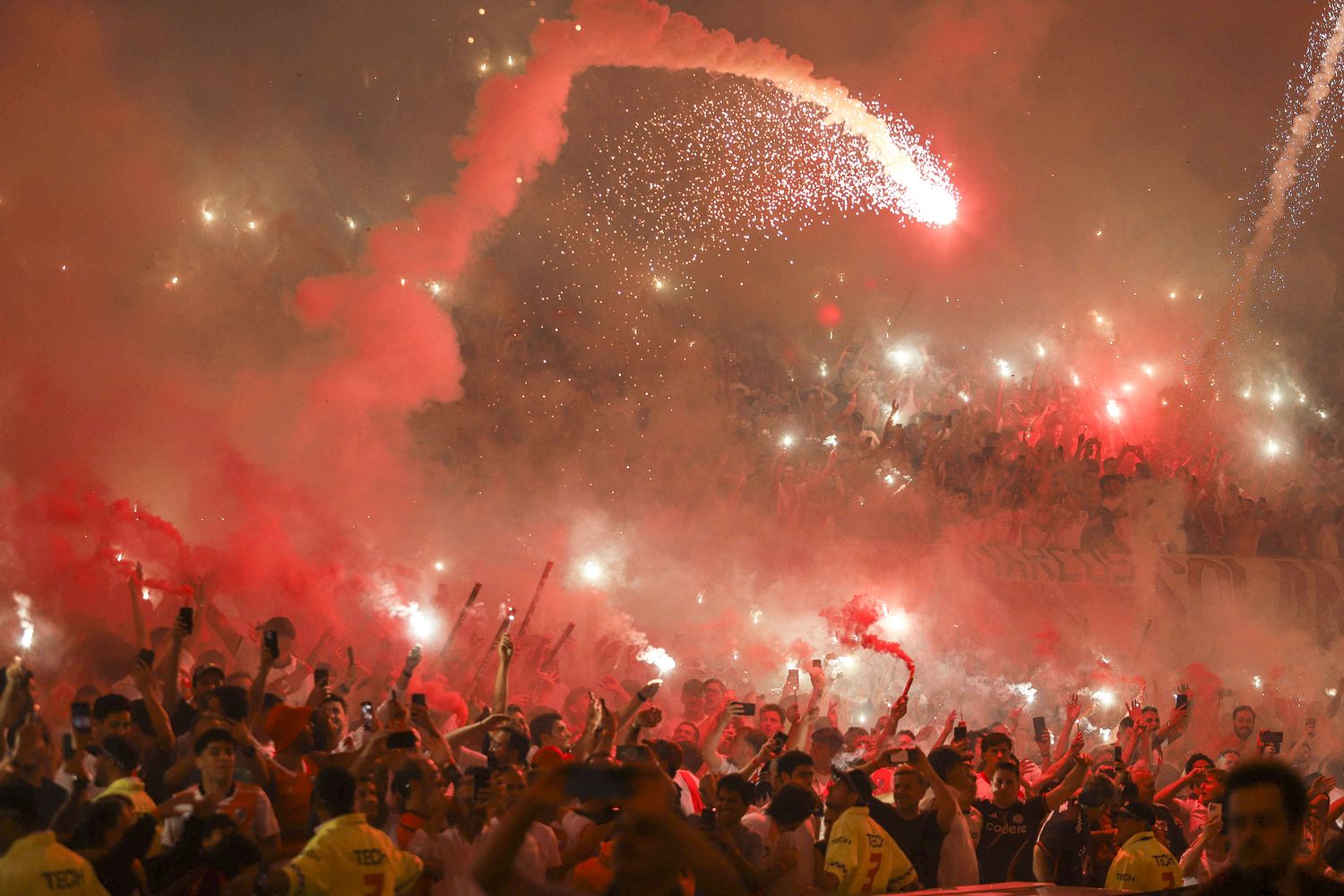 El Monumental lució un marco imponente.