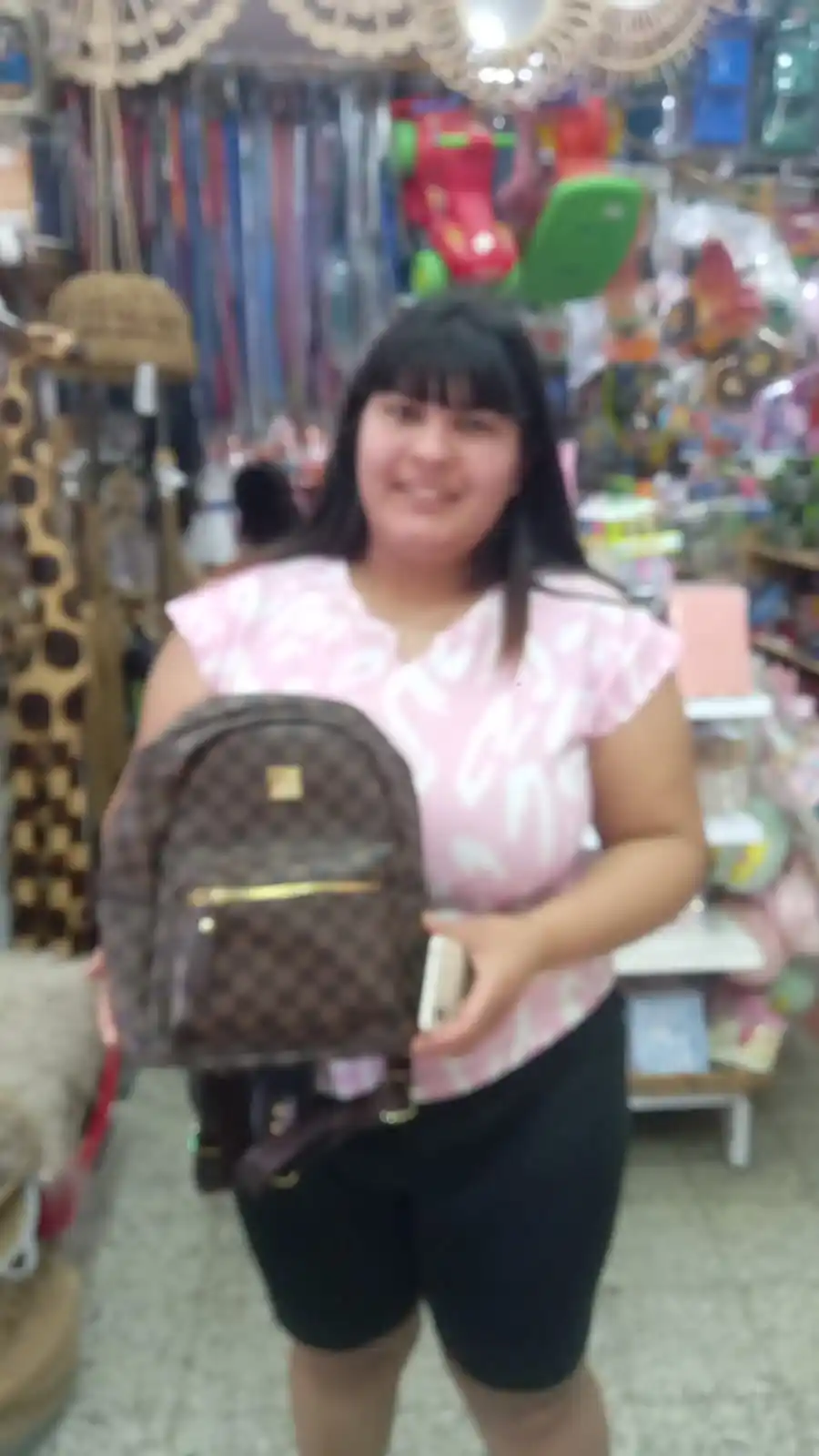 Ganadora bolso de La Bomba