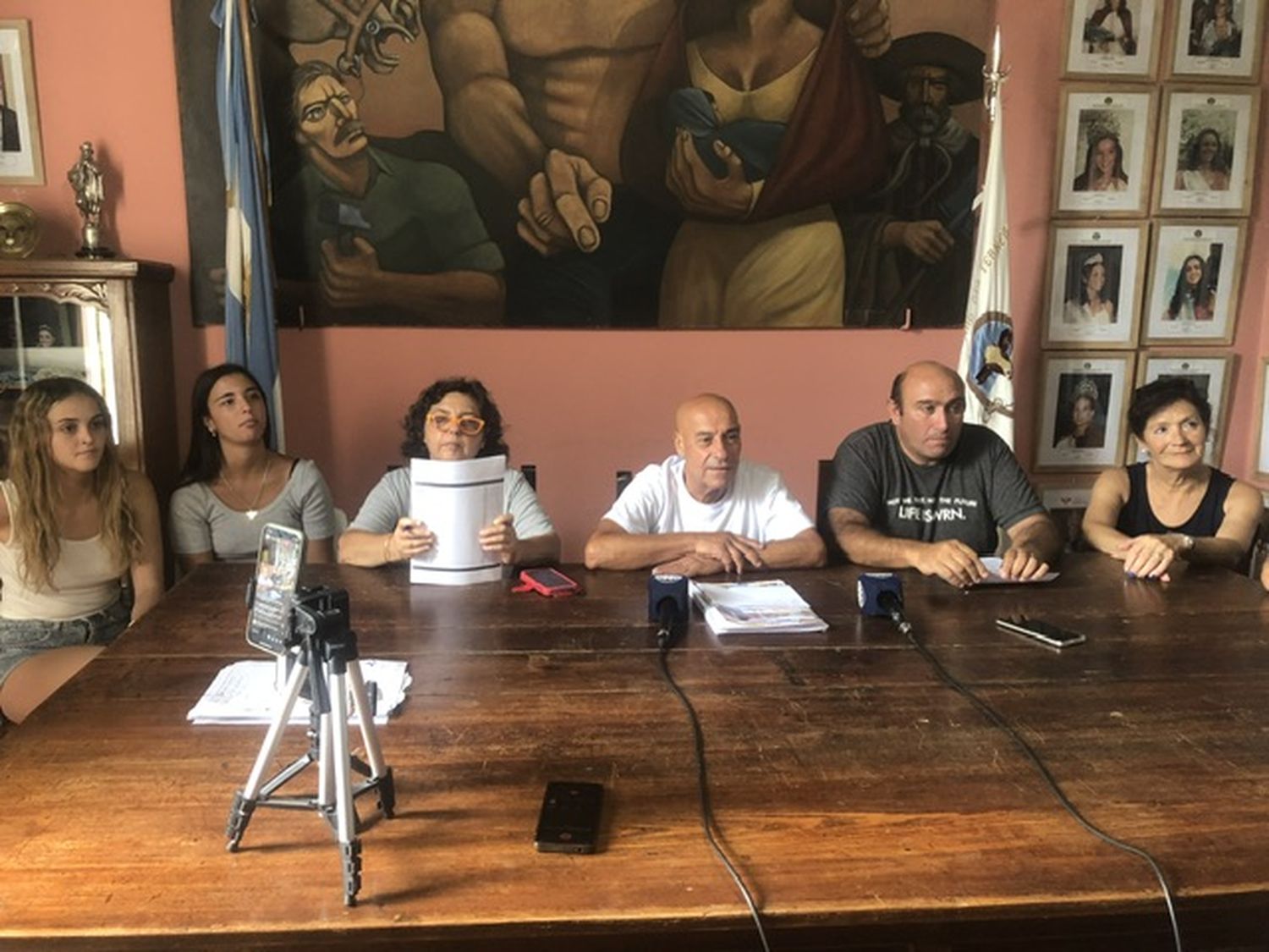 En una conferencia de prensa llevada a cabo esta mañana, la Asociación Civil de la Fiesta del Ternero anunció los detalles.