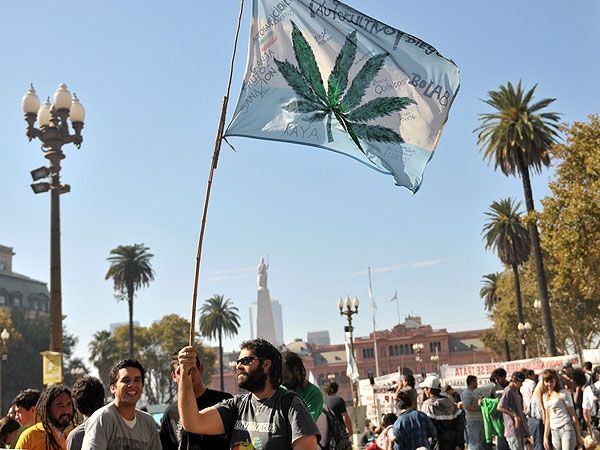 Argentina se suma a la Marcha Mundial por la legalización de la marihuana