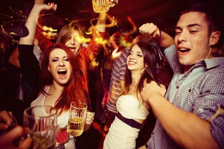 Gobierno advirió un incremento del consumo de drogas, alcohol y tabaco en adolescentes