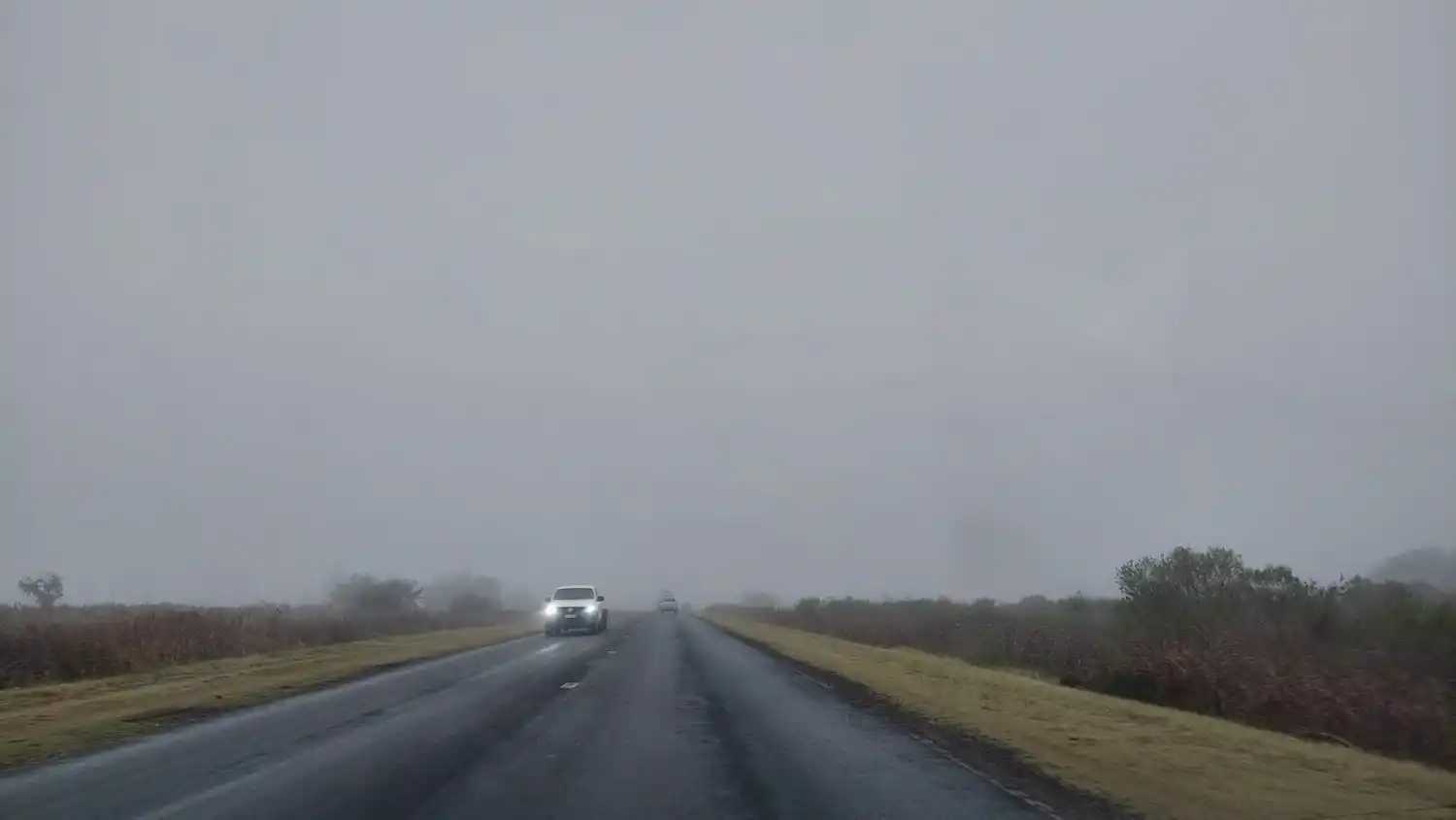 Alerta amarilla: lluvias intensas, granizo y ráfagas de viento durante la noche de hoy y la madrugada del sábado