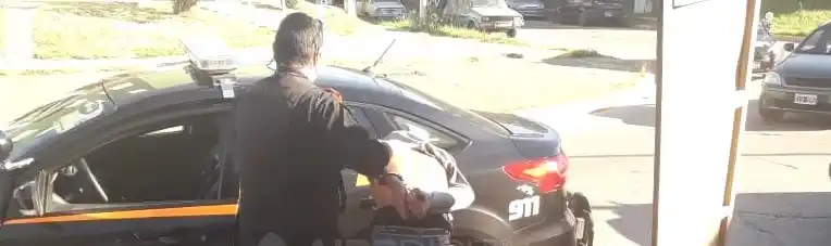 Robaron en un comercio de barrio Centenario