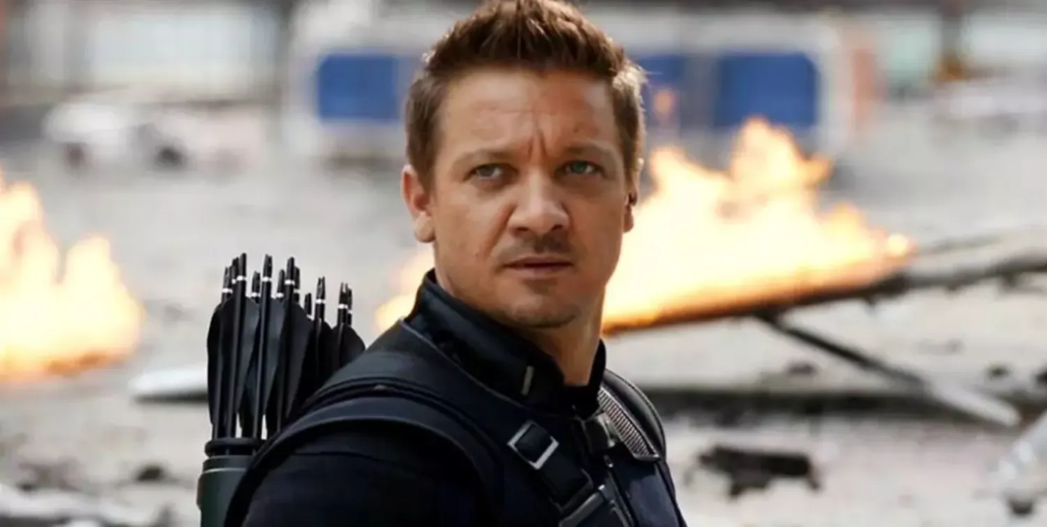 El actor Jeremy Renner sufrió un accidente y se encuentra en estado critico