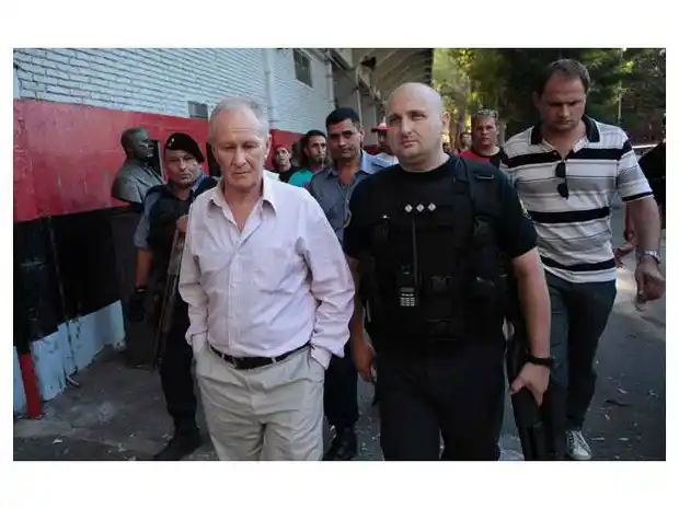 En Santa Fe desplazaron a la cúpula de la Policía provincial