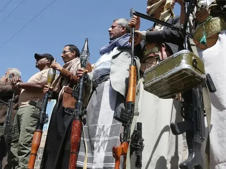 Rebeldes Hutíes atacaron el palacio presidencial de Yemen