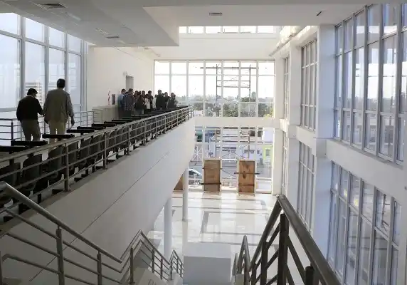 El martes comenzarán a funcionar dos pabellones del hospital Bicentenario