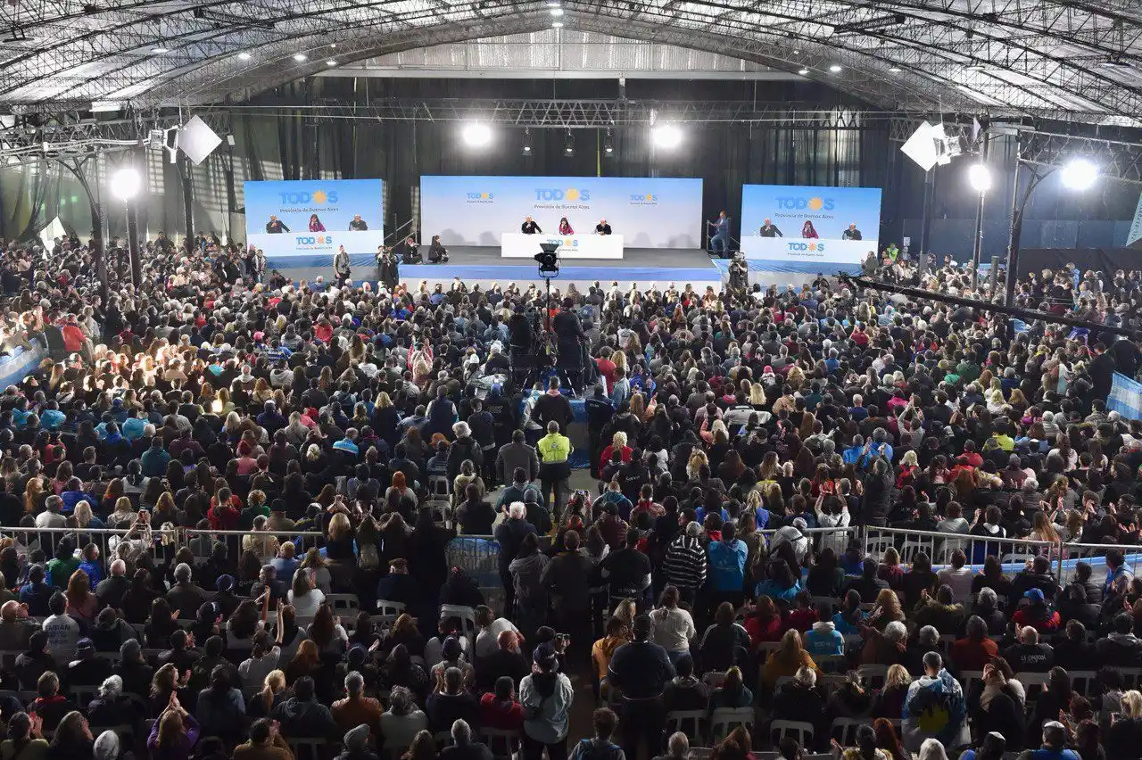 Cristina en Ensenada: "Perón cazó la lapicera y no la largó más"