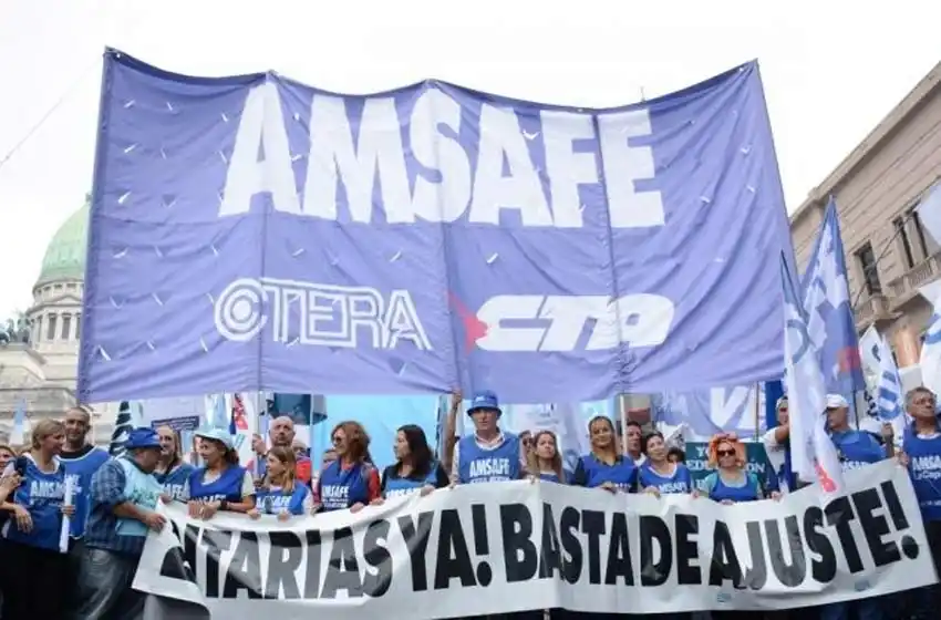 Los gremios docentes aventuran un comienzo de clases conflictivo tras el anuncio de aumento del 41,7%