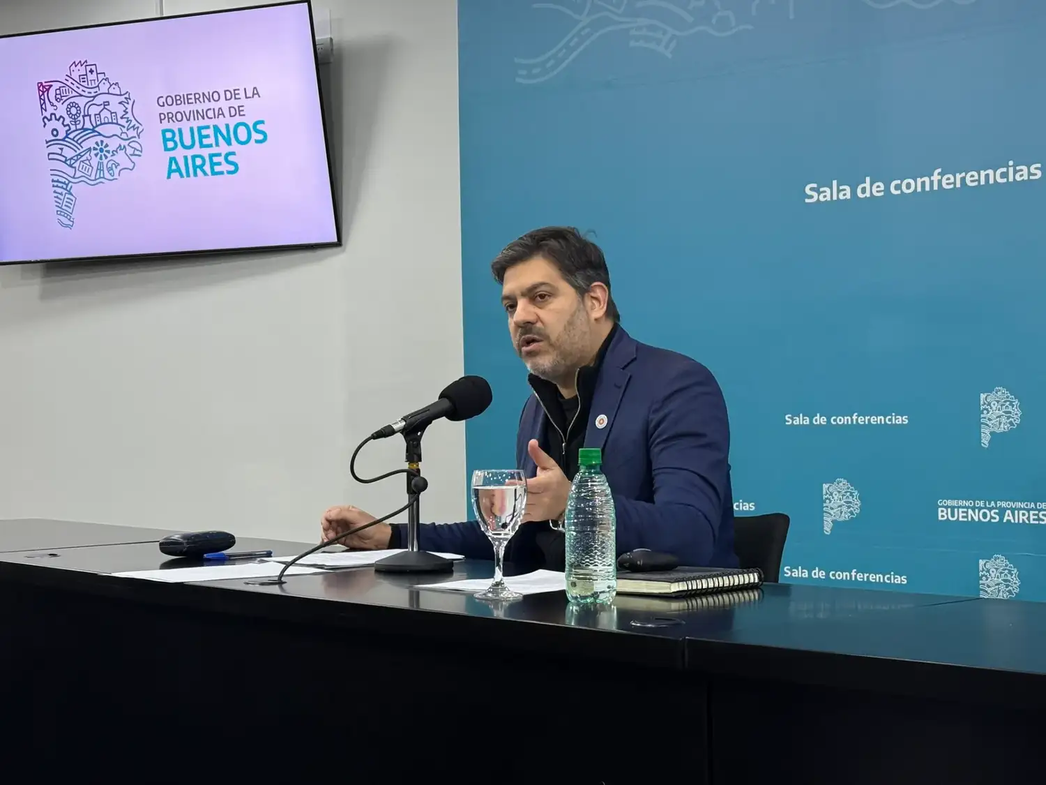 "Que deje el retiro espiritual y no le tome el pelo a la gente": Bianco cruzó a Milei por su frase sobre los endeudados