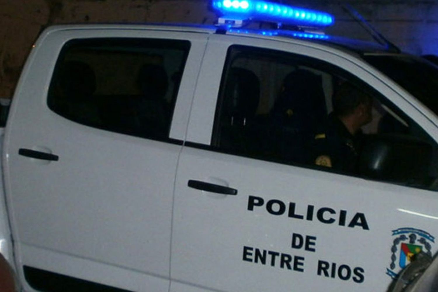Amenazó a un vecino, hirió a un policía y se quiso fugar: terminó detenido