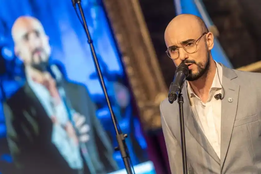 Abel Pintos fue distinguido con la Mención de Honor “Dr. Juan Bautista Alberdi”