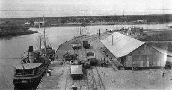 El puerto, por donde la villa viró a la modernidad 