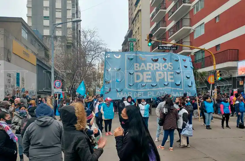 Bajo la consigna "la salida es con trabajo", movimientos sociales impulsarán la campaña del FdT
