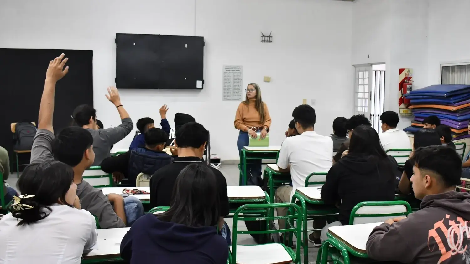 Fortalecimiento social continúa con las charlas sobre salud integral y vínculos saludables