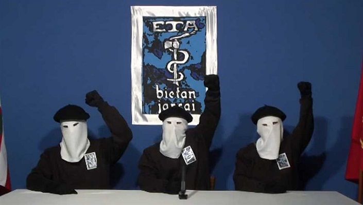 ETA plantea una votación para su disolución final