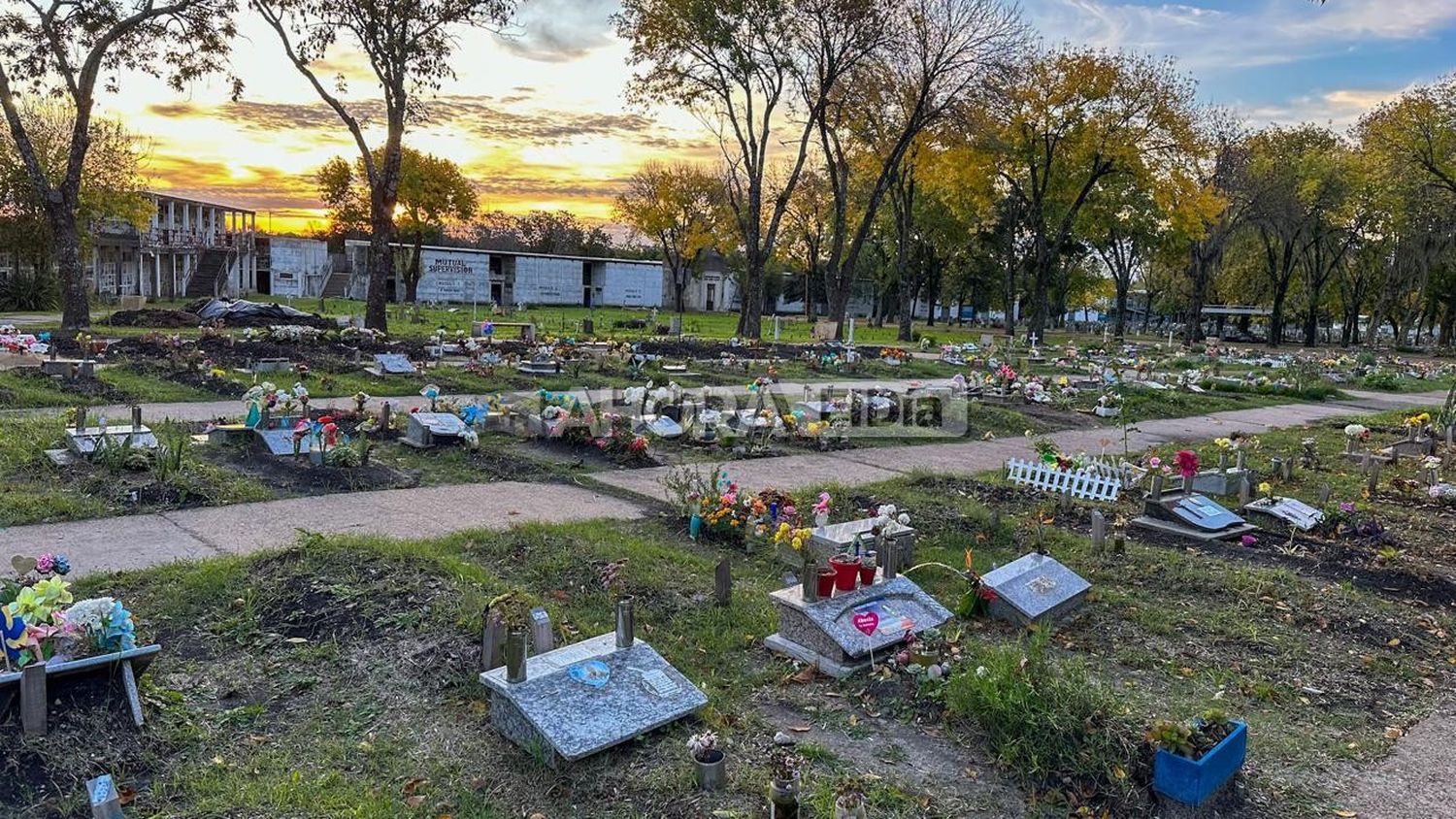 La crisis económica y los cambios culturales repercuten en el Cementerio Norte