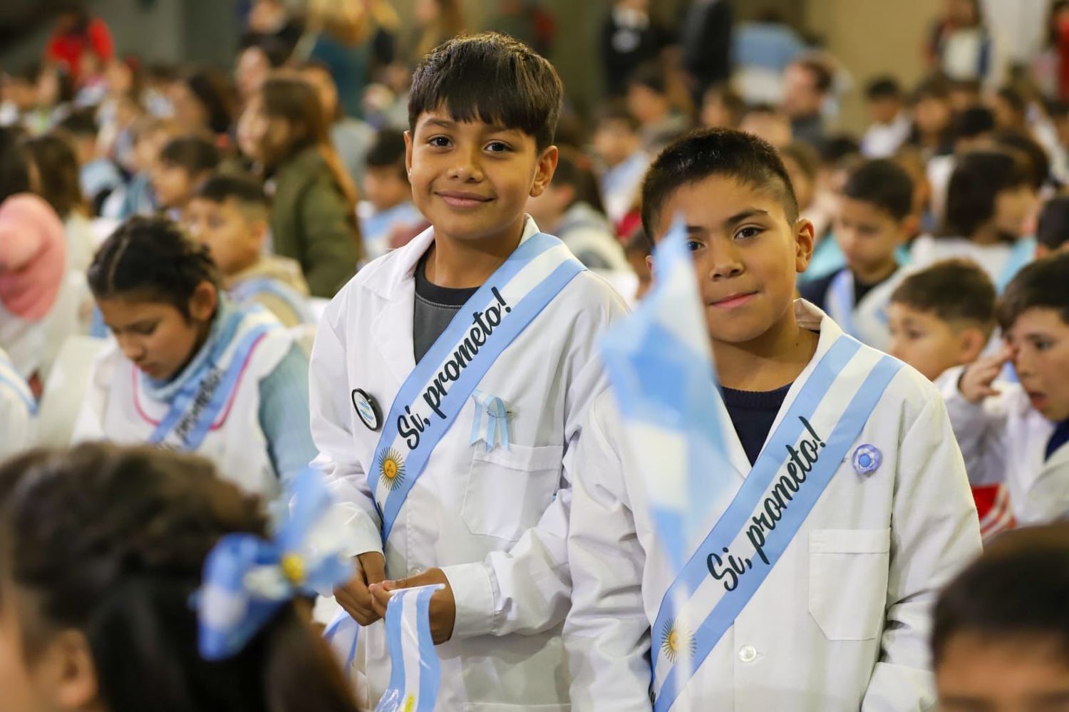 Promesa a la bandera en Pilar