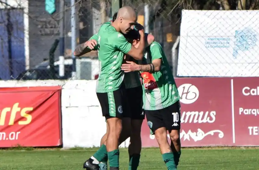 Fútbol local: goleada del campeón y cuatro definiciones por penales en octavos