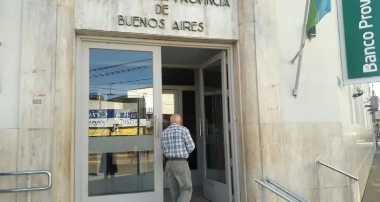 Coronavirus: Para pagar sueldos, Banco Provincia ofrece descubiertos a tasa del 24%