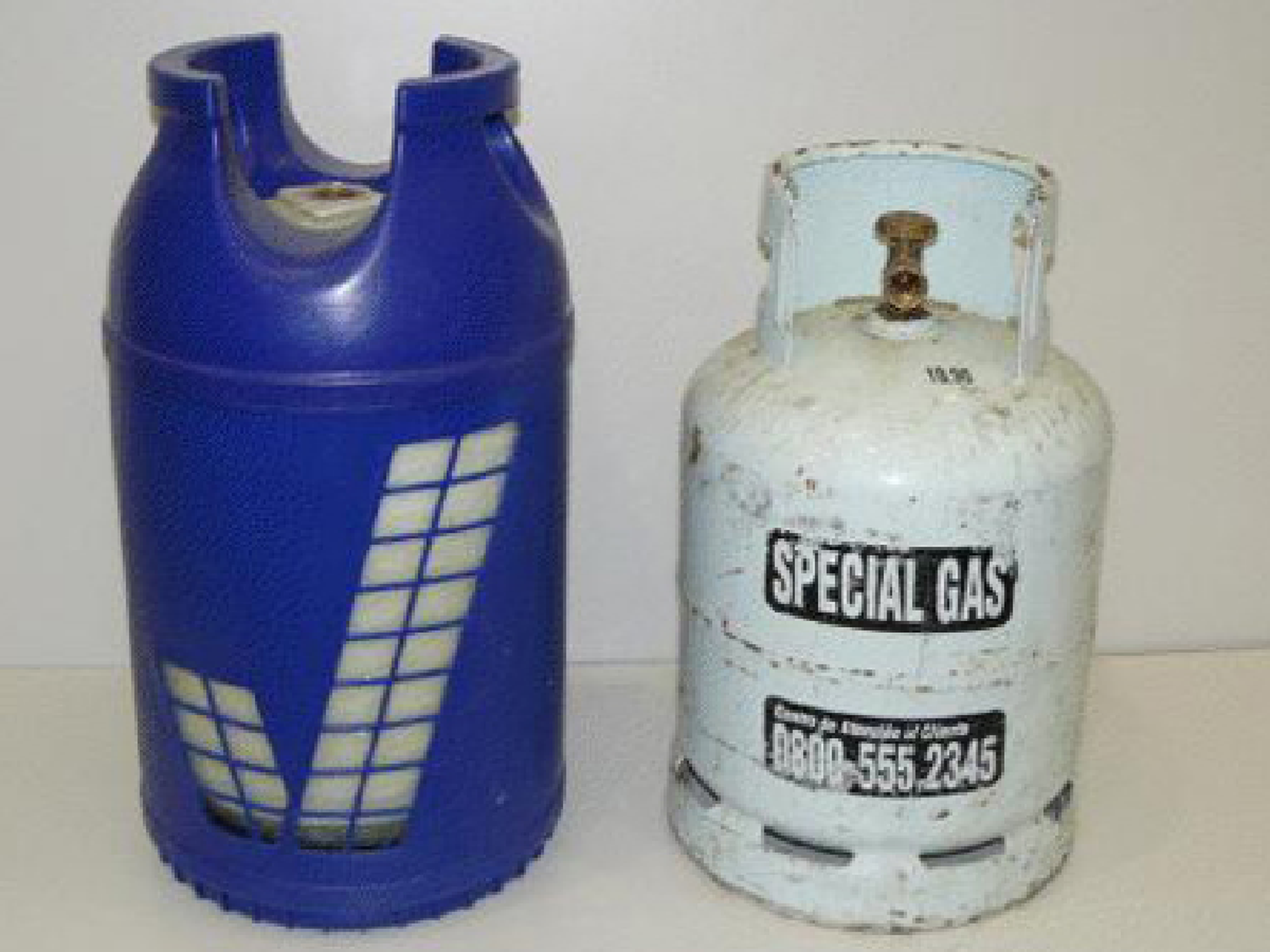 El gobierno nacional propone adoptar el uso de garrafas de plástico para el gas licuado