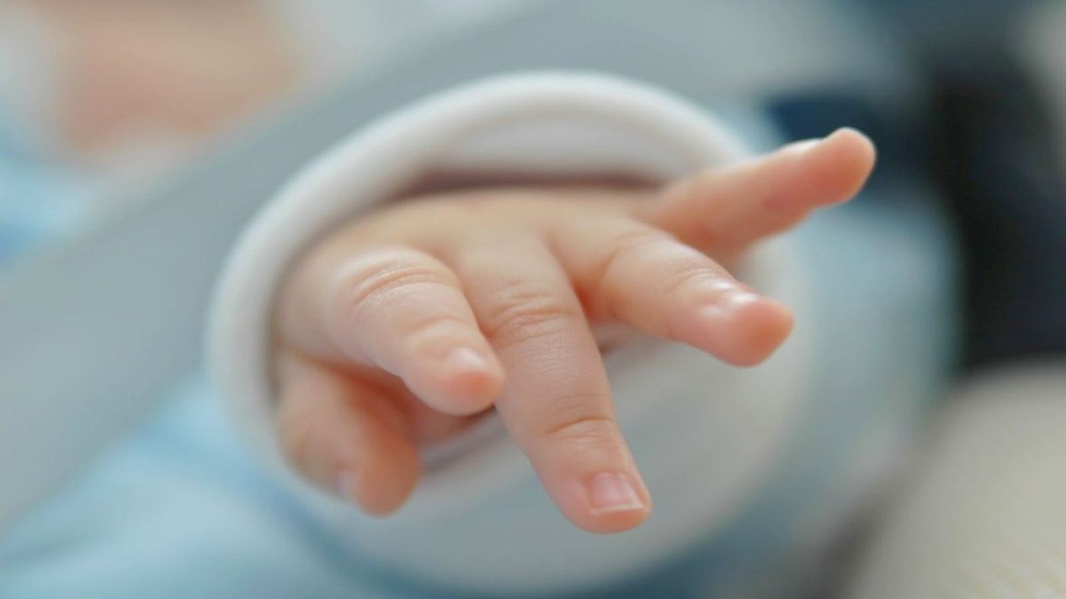 PRESA UNA MUJER que vendió a su bebé de 2 meses por 500 dólares en efectivo