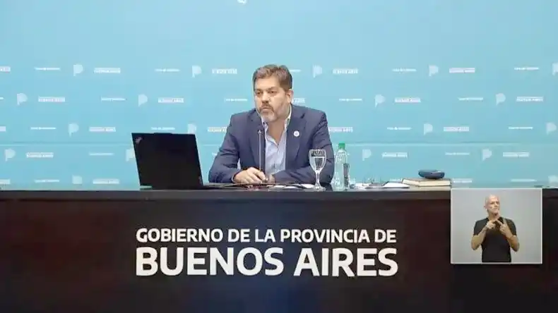 El ministro de Gobierno bonaerense, Carlos Bianco, en conferencia de prensa. (Captura de video)