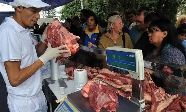 Mañana llega el camión de “Carne para todos”