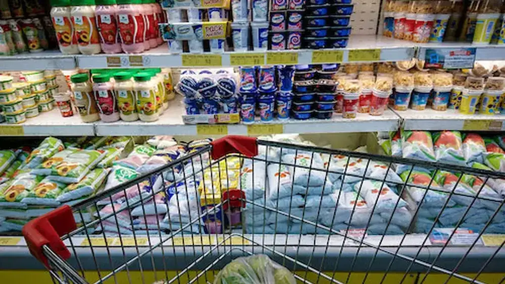 Ventas minoristas: febrero cerró con una caída del 4% y la temporada de verano quedó por debajo de 2025