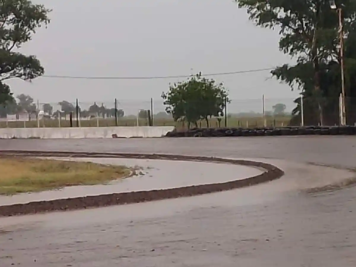 Suspendieron  fecha por la  lluvia en Vila
