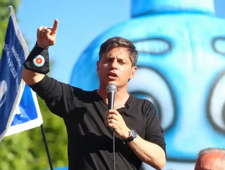 Kicillof: "Cada vez que le ponen el micrófono a Macri y no está bien guionado, dice la verdad"