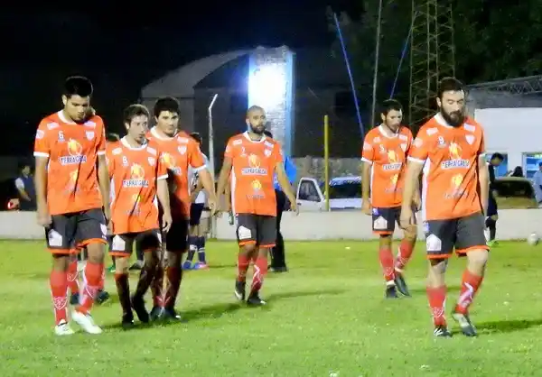 Copa Gualeguaychú: triunfos de Central Larroque y Deportivo 