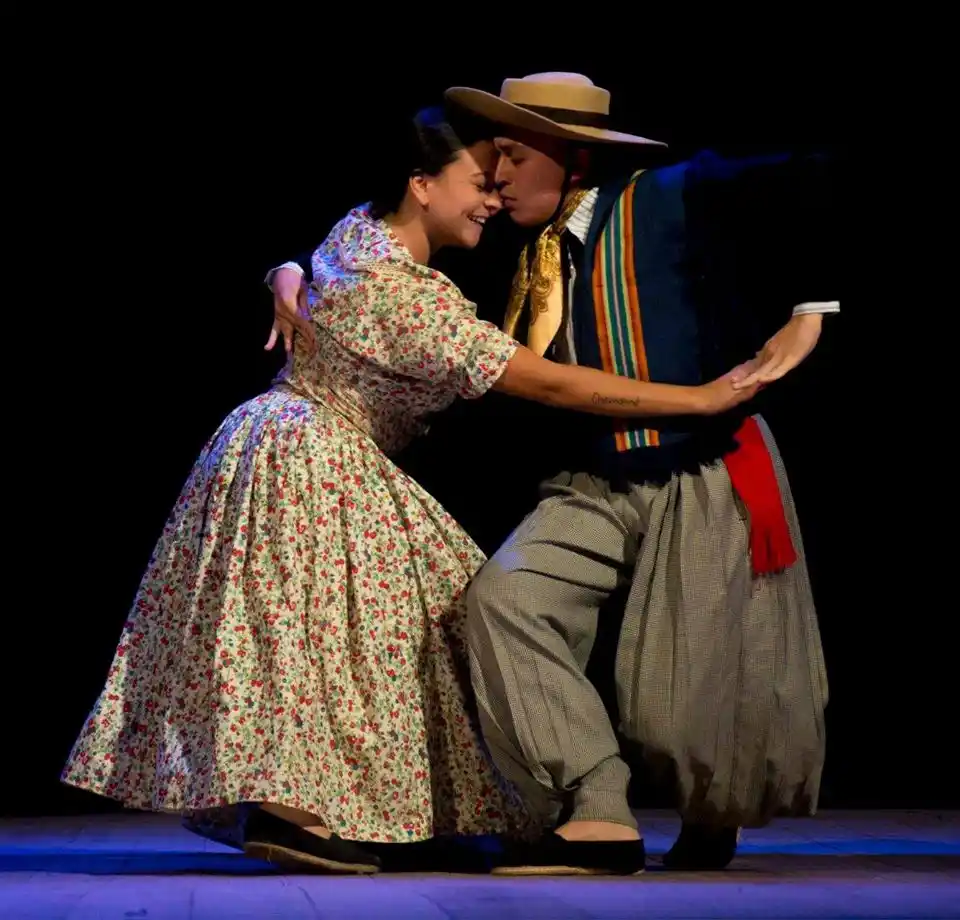 Campeones virtuales de danzas folclóricas