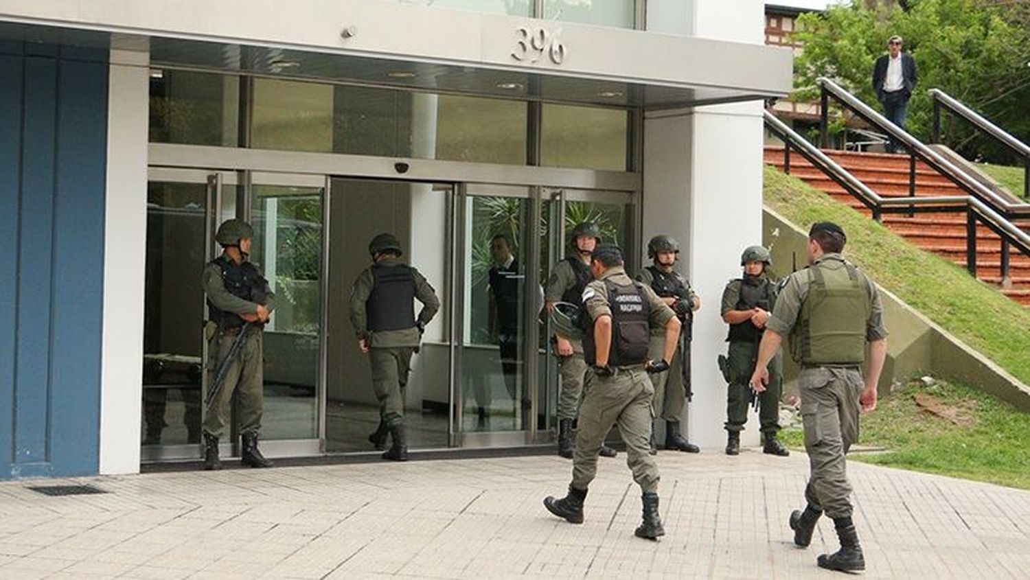 Rosario: Nueve detenidos por lavado de dinero y fraude