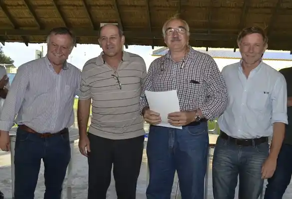 Clubes del departamento de Gualeguaychú recibieron aportes estatales