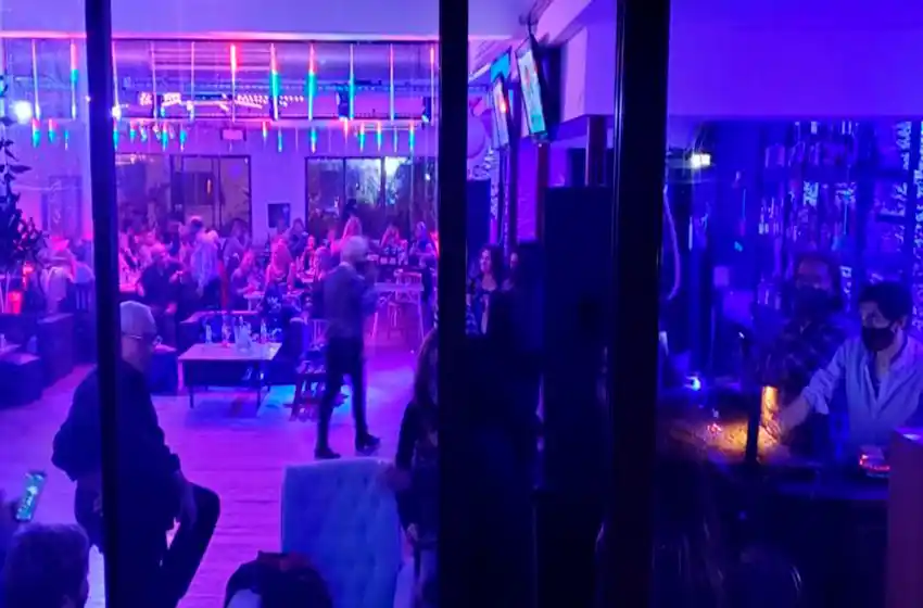 Infraccionaron un salón de eventos del Puerto por no respetar el aforo