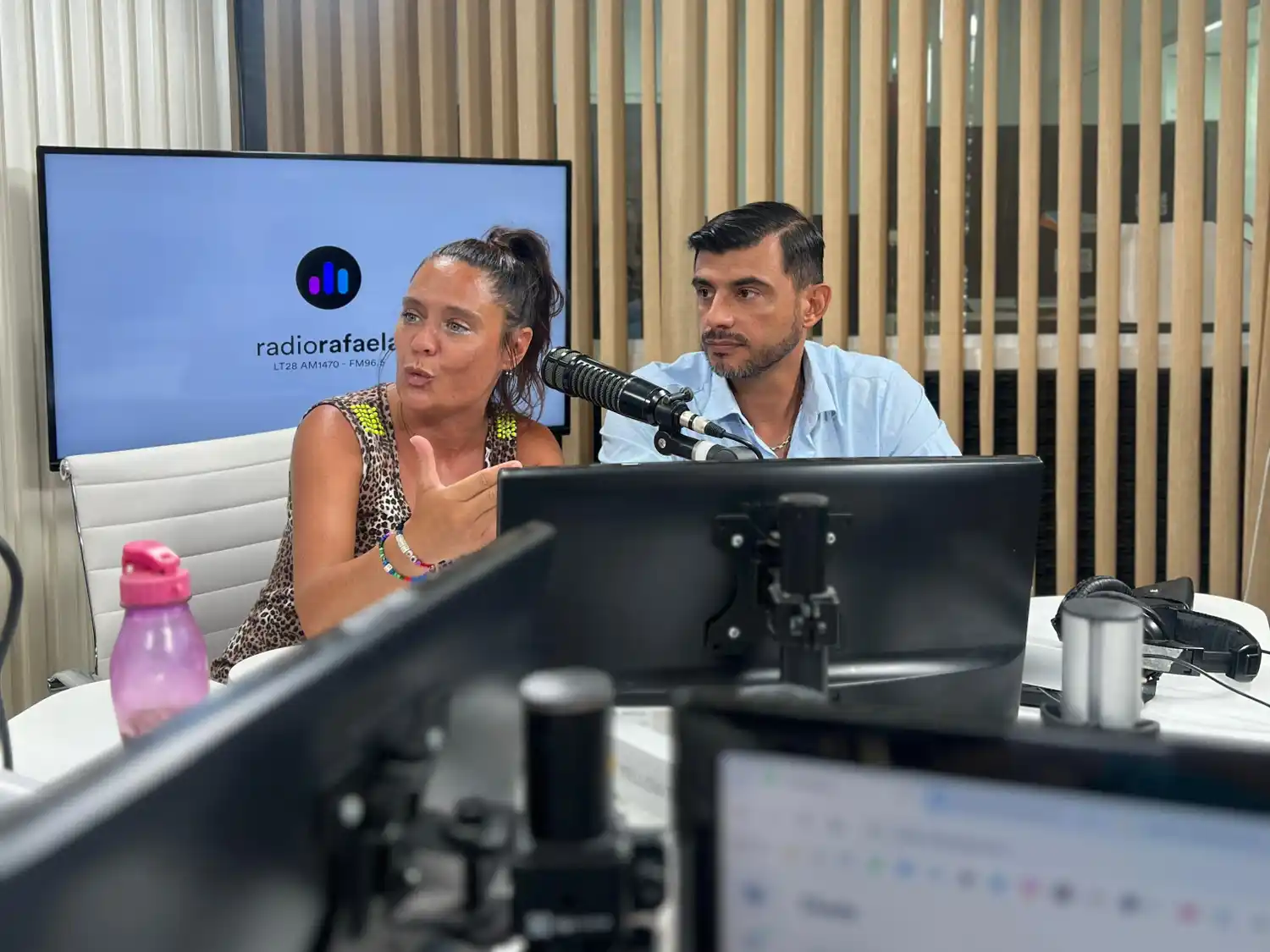 vale soltermam valeria maxi maximiliano postovit radio rafaela estudio entrevista concejales eleccinoes