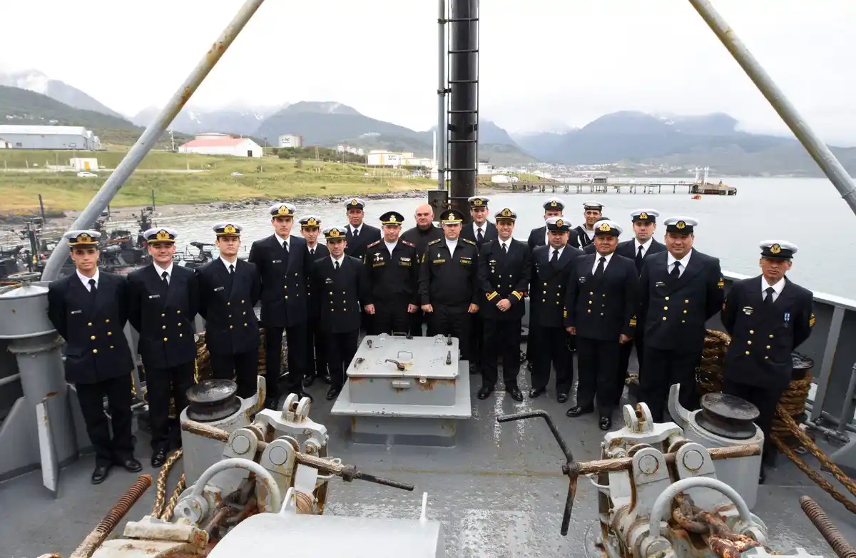 ARA San Juan: El “Islas Malvinas” hacia Ushuaia para sumarse al operativo de búsqueda