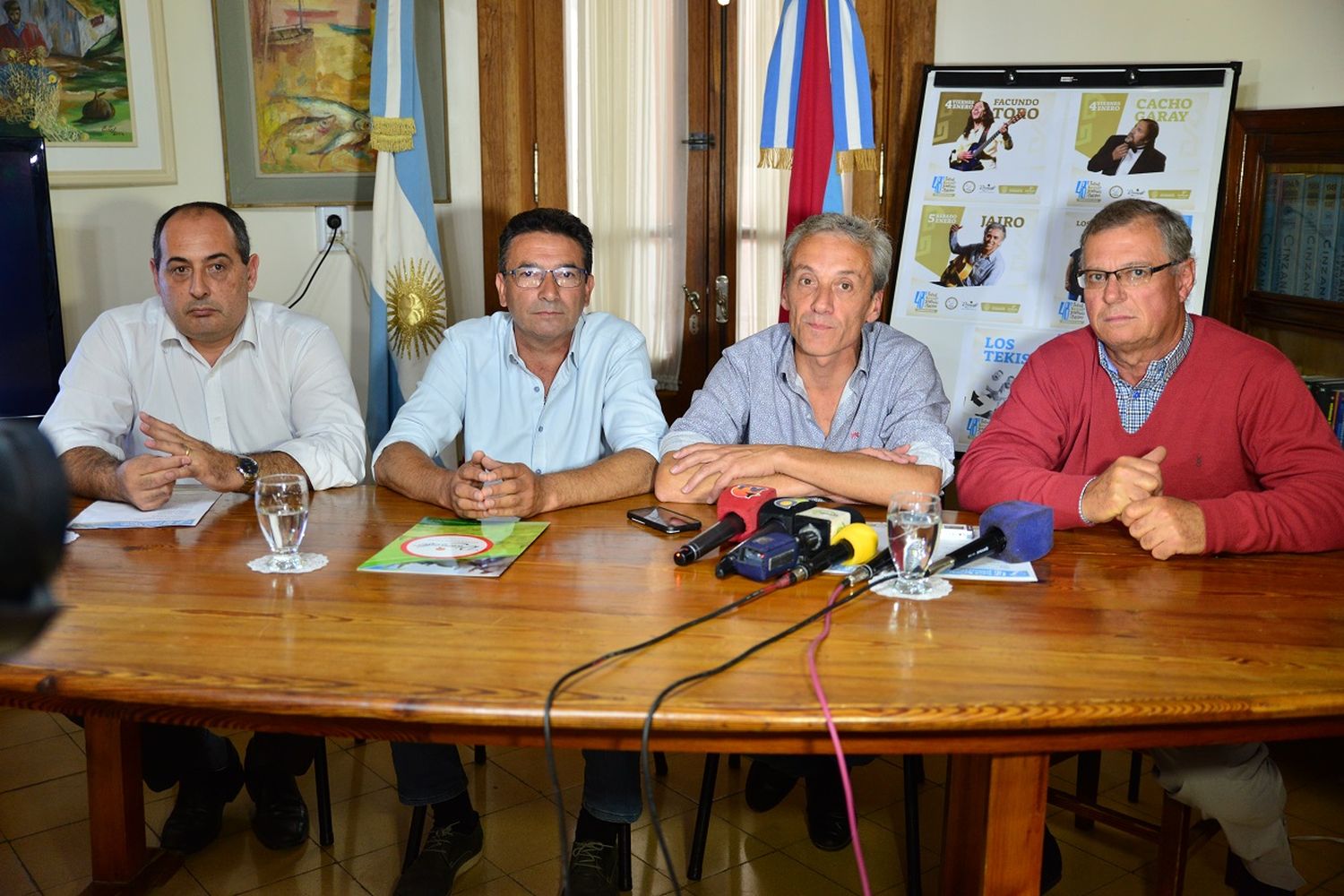 Presentaron oficialmente el Festival Nacional de Jineteada y Folclore de Diamante