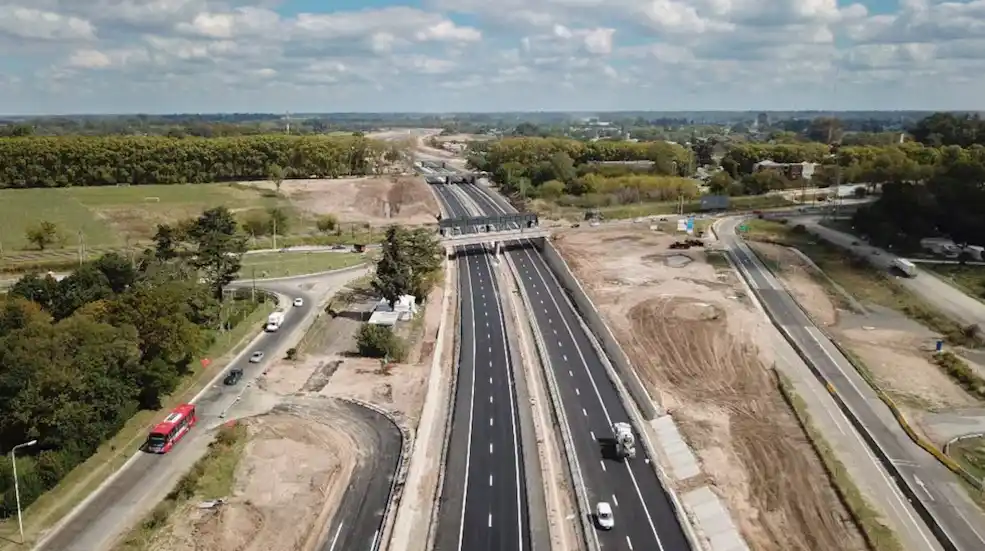 La primera etapa de la privatización abarca rutas nacionales estratégicas que conectan Buenos Aires, Entre Ríos, Santa Fe y Corrientes