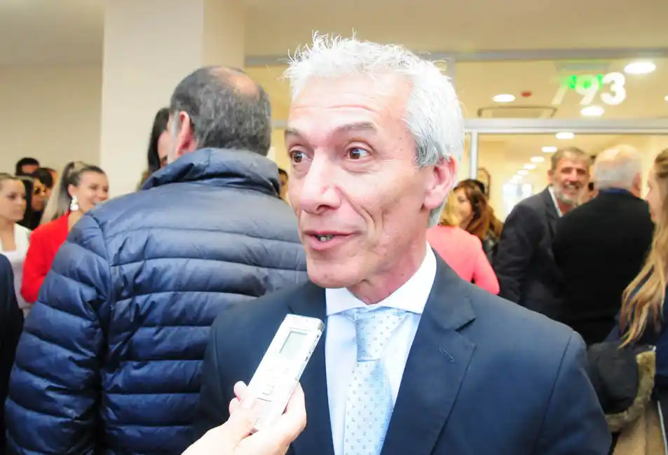 El gremio de hoteleros y gastronómicos advirtió por el atraso generalizado de aportes a la obra social