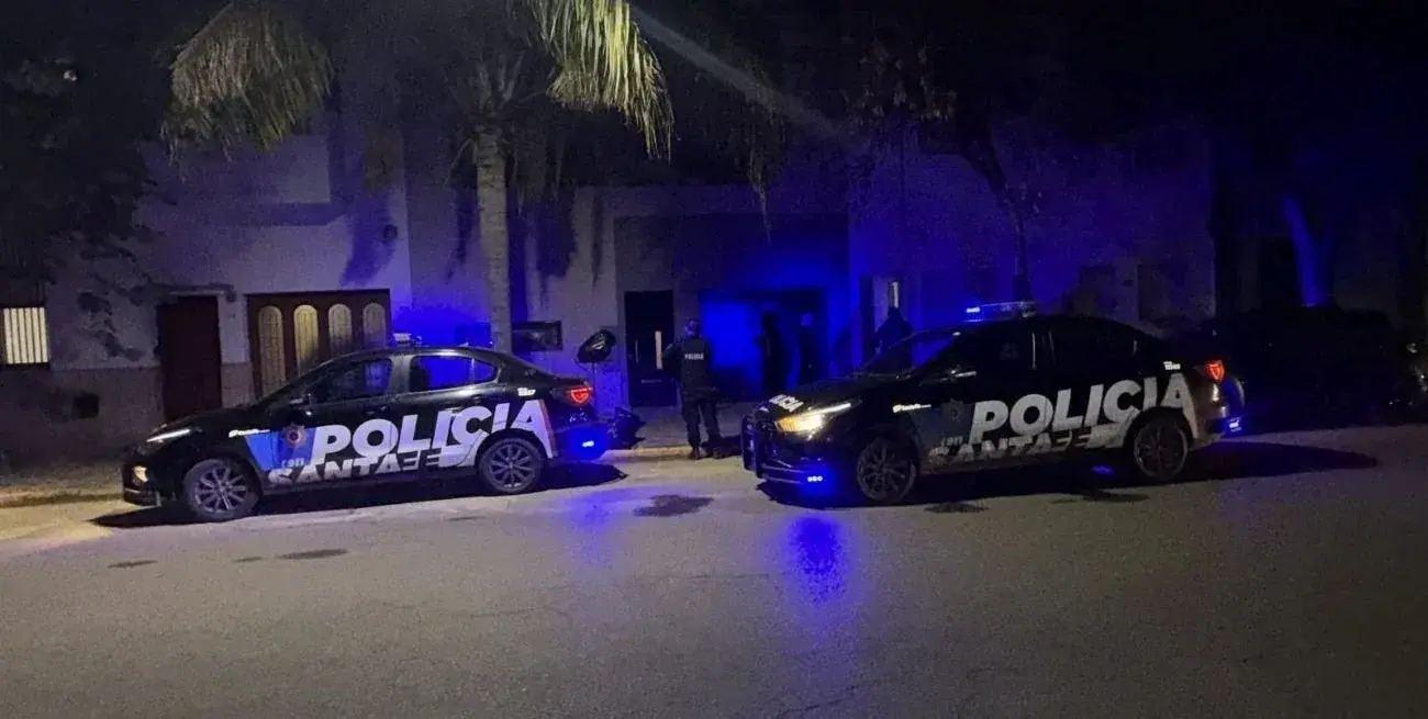 illonario robo en una vivienda en calle Francia 2800.