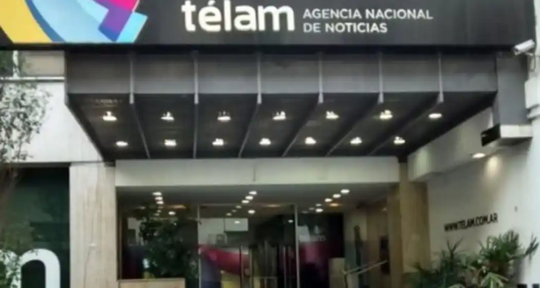 Javier Milei adelantó que privatizará la TV Pública, Radio Nacional y la agencia de noticias Télam