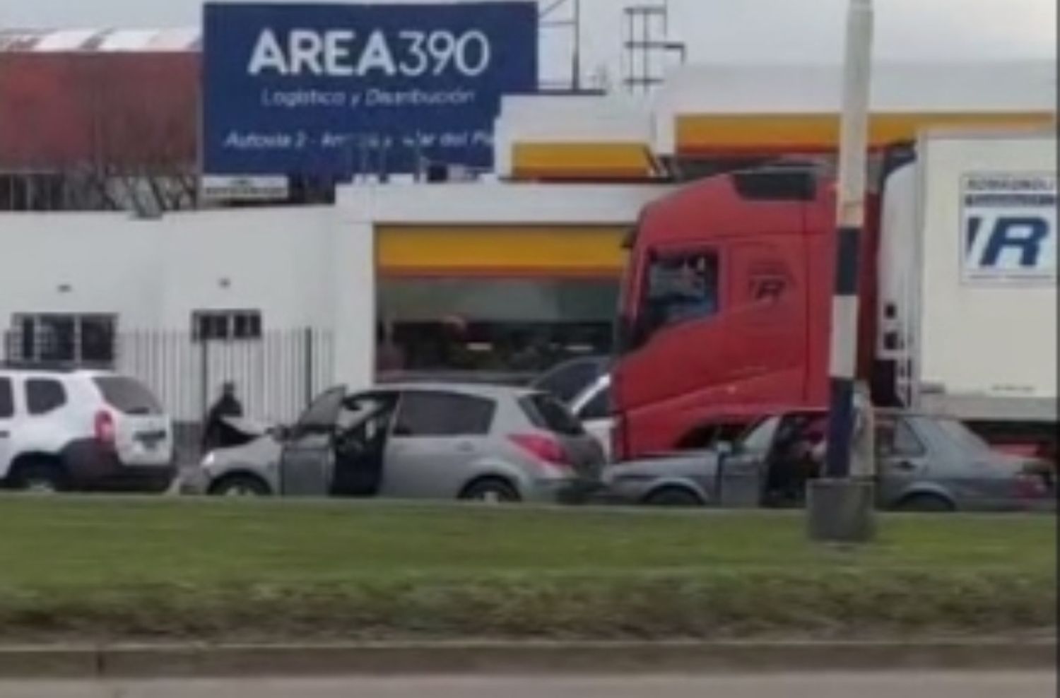 Choque en cadena en Luro y Champagnat
