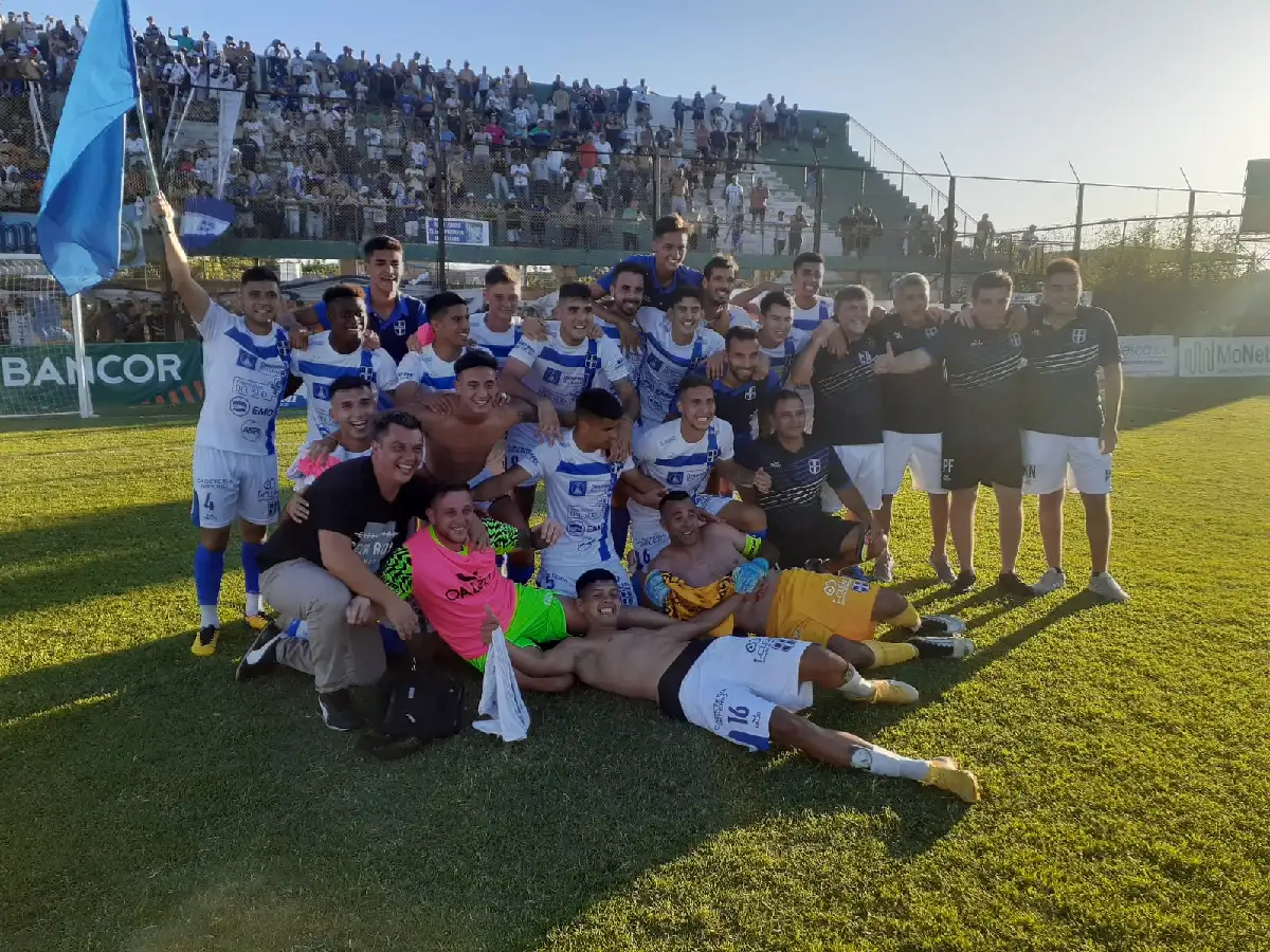 Atenas ganó en el "Juan Pablo Francia" y ascendió