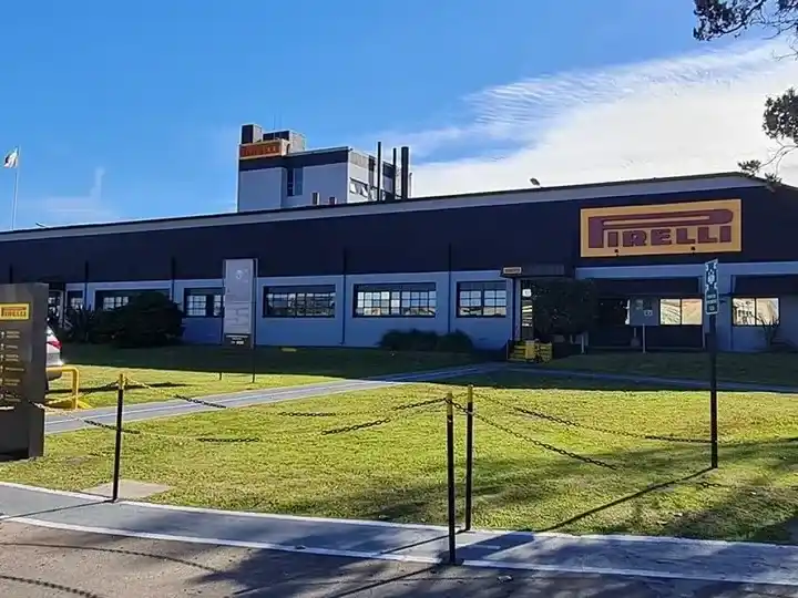 Pirelli suspende su producción debido a la reducción de ventas